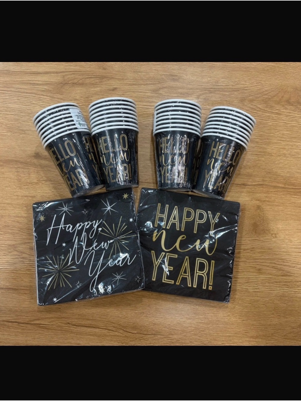 Nique Black and Gold "Happy New Year" Paper Cups and Napkins Set (32 each)